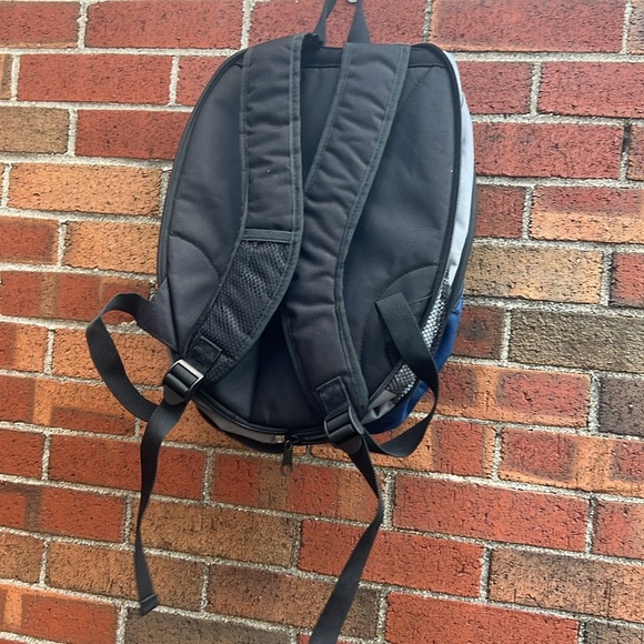 New York Yankees hat backpack - Picture 3 of 5